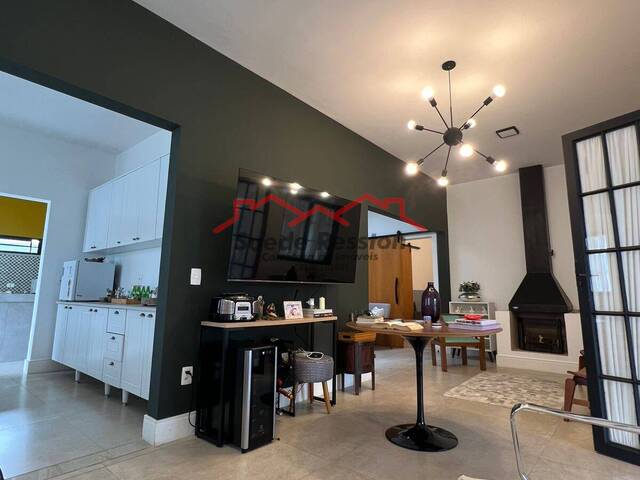 #1791 - Casa em condomínio para Venda em Bom Jesus dos Perdões - SP