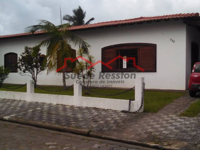 #1850 - Casa para Venda em Peruíbe - SP